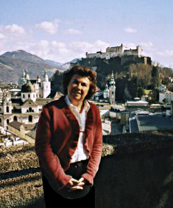 Elizabeth Mortimer with the city of Salzburg in the background